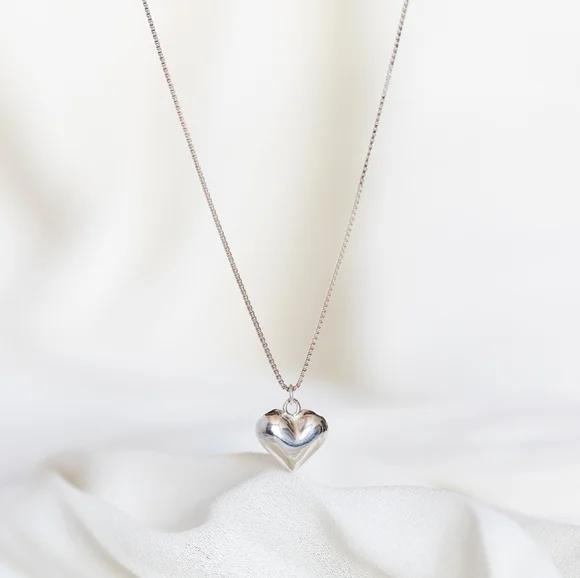 Silver Heart Necklace (S925) - Only 1 left! - Picture 3 of 5